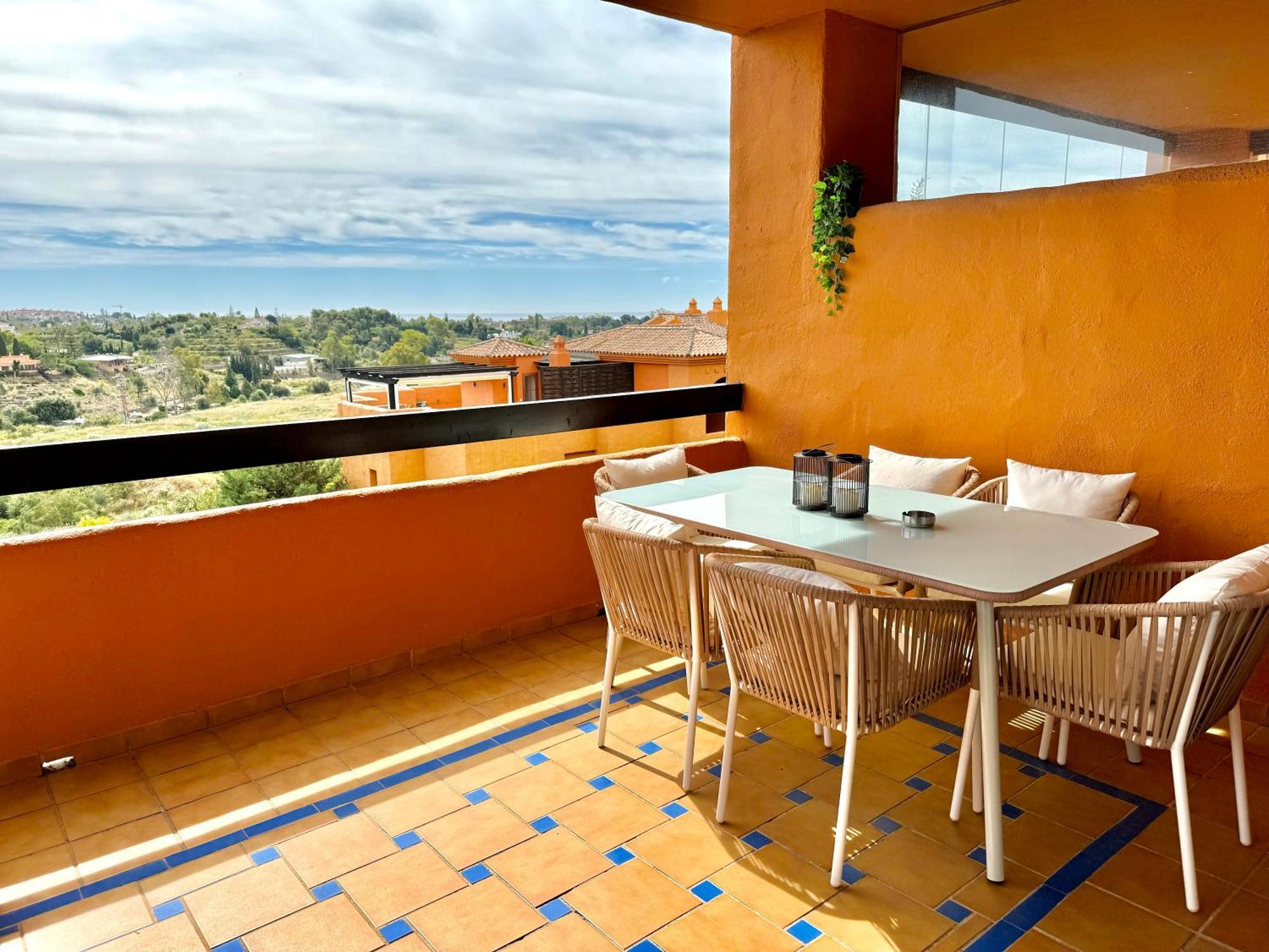 Piso De Lujo Totalmente Equipado A Estrenar Para 6 Estepona Exterior foto